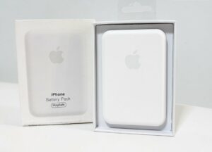 Apple MagSafe